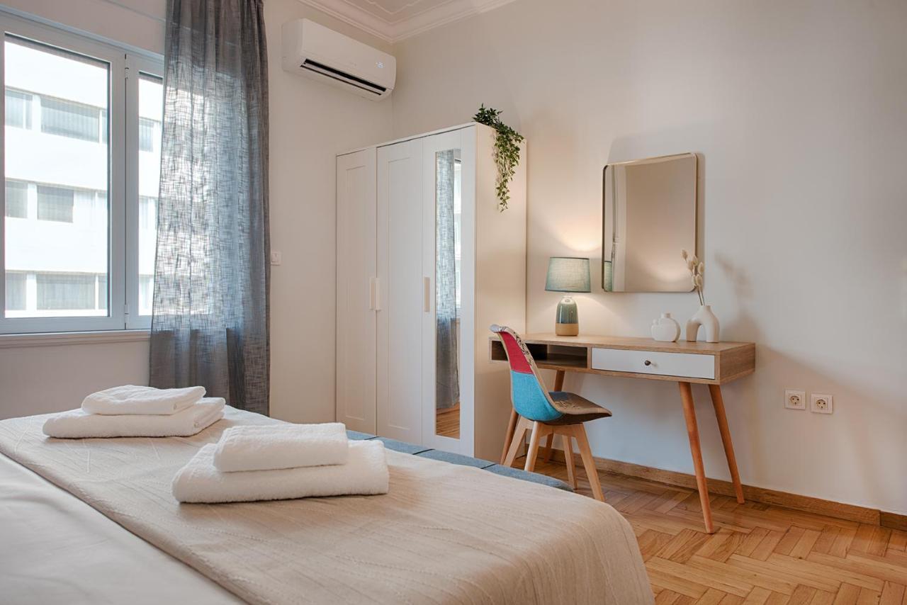 Acropolis View 4 Bedroom Flat Athens