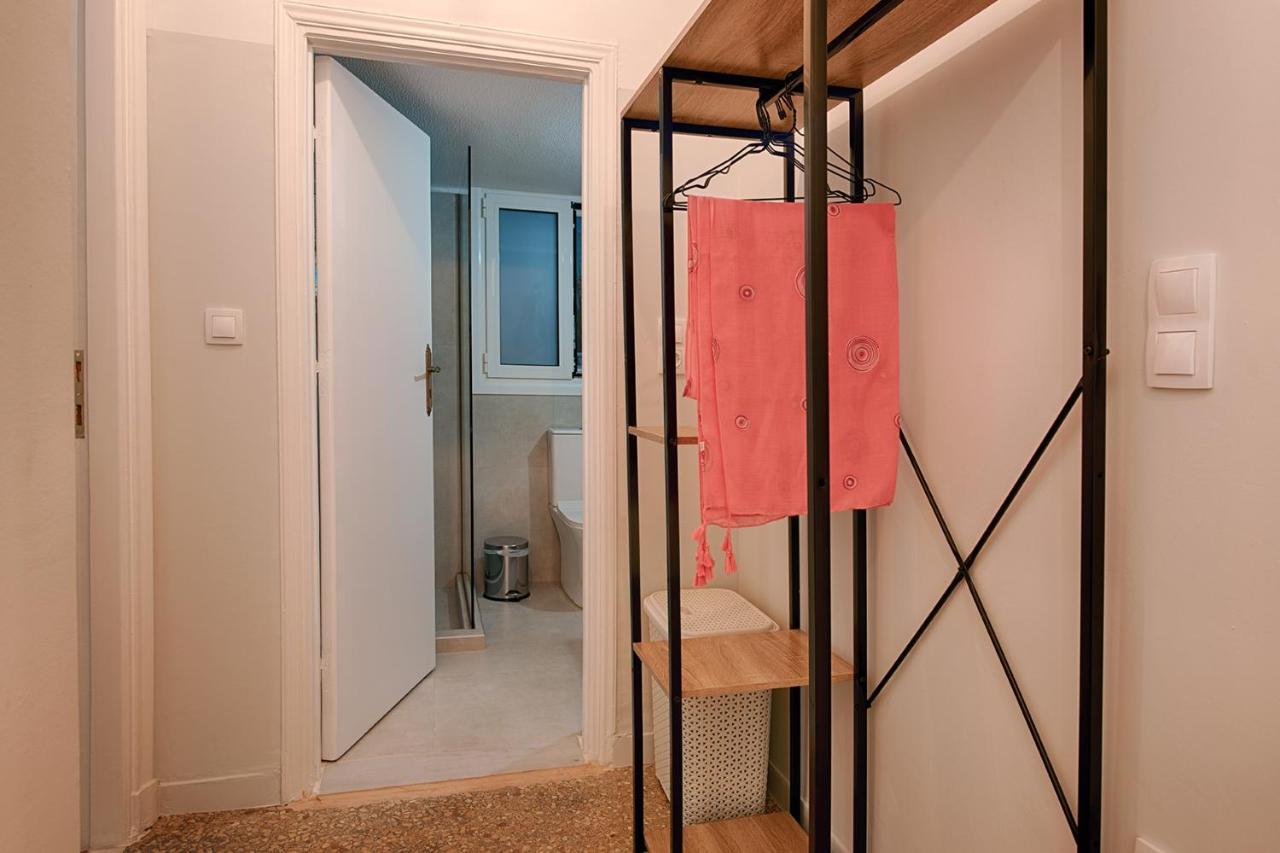 Acropolis View 4 Bedroom Flat *
