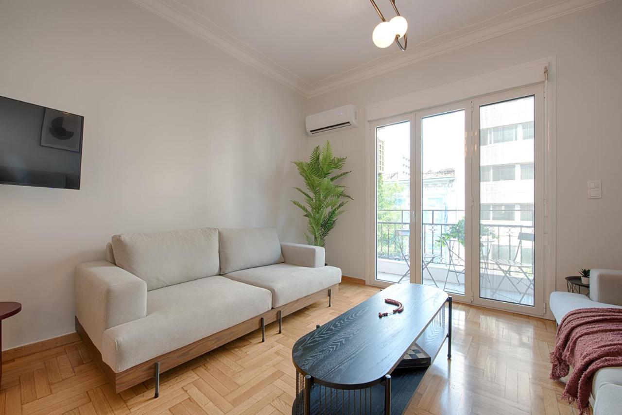 Acropolis View 4 Bedroom Flat *