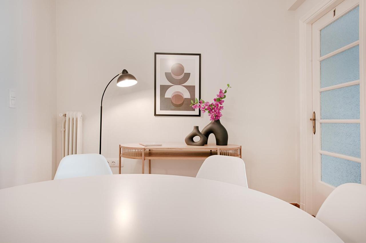 Acropolis View 4 Bedroom Flat Apartment Athens
