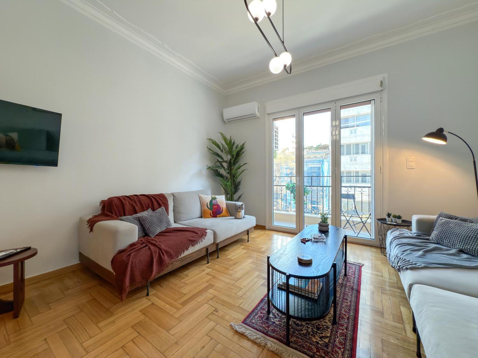 Acropolis View 4 Bedroom Flat * Athens
