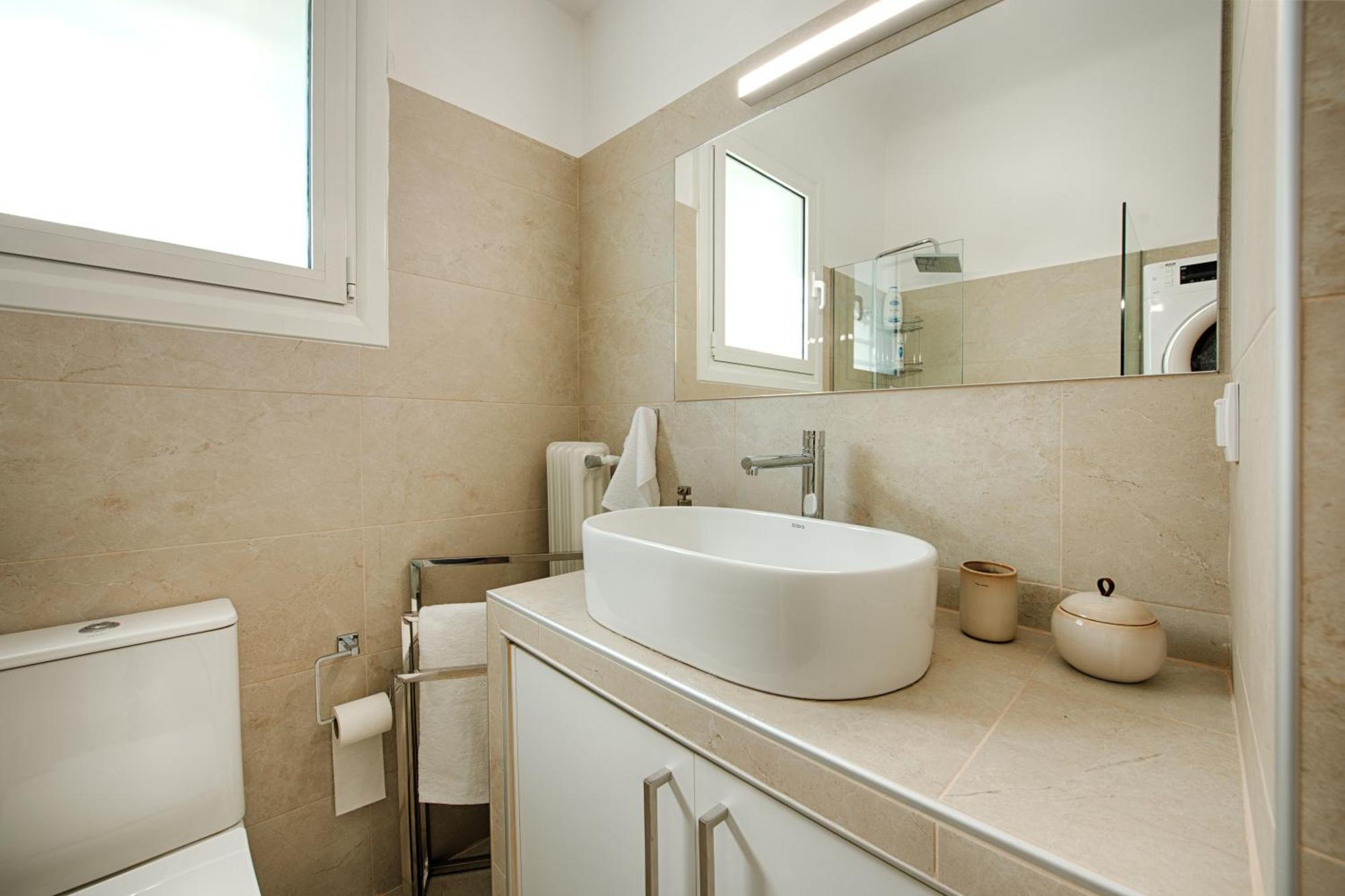 Acropolis View 4 Bedroom Flat