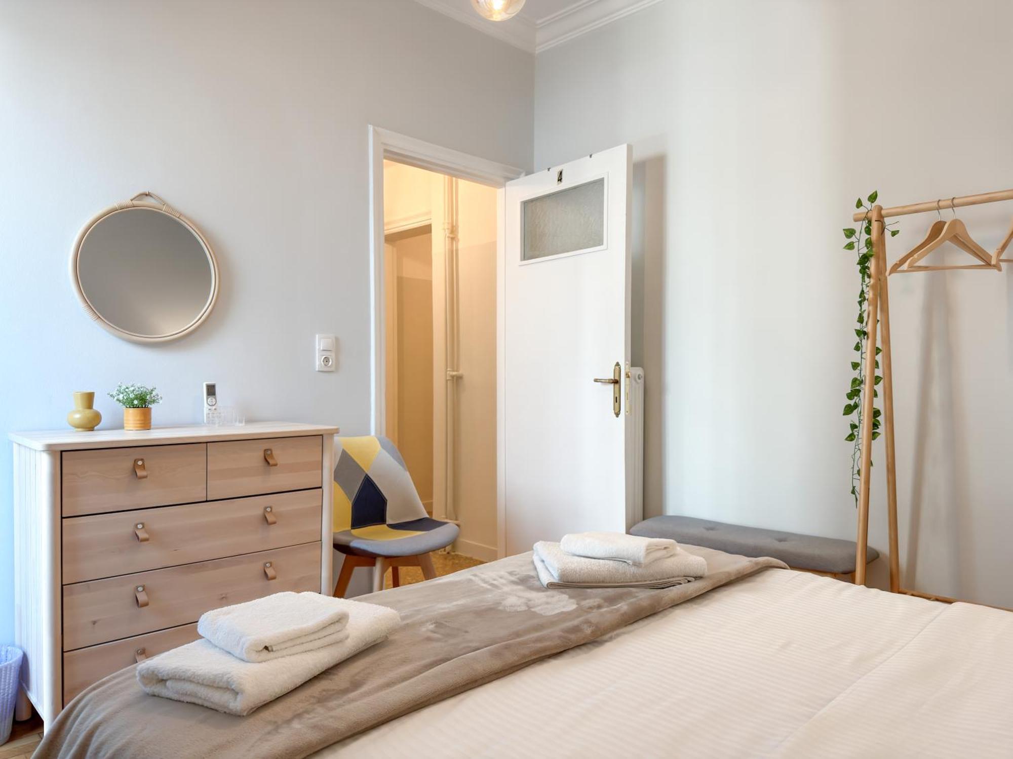 Acropolis View 4 Bedroom Flat Apartment