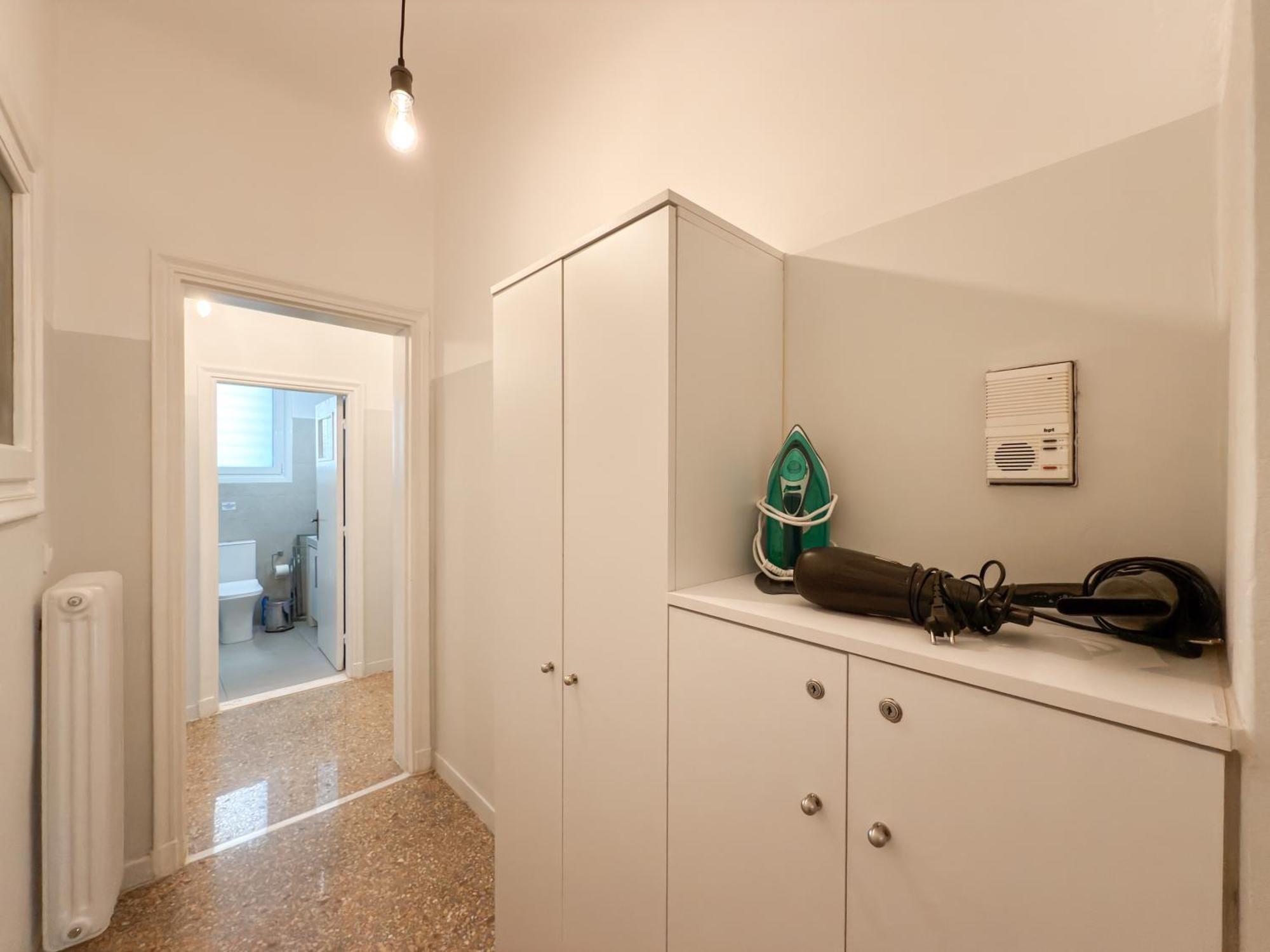 Acropolis View 4 Bedroom Flat Athens