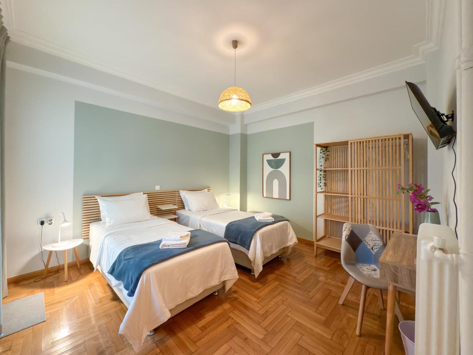 Apartment Acropolis View 4 Bedroom Flat *